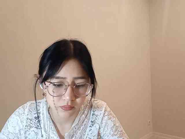 MyrleHenggeler webcam