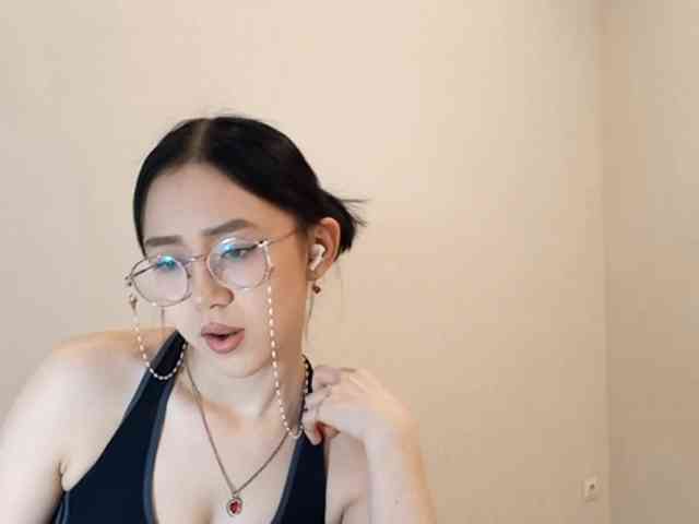 MyrleHenggeler webcam