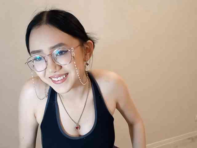 MyrleHenggeler webcam