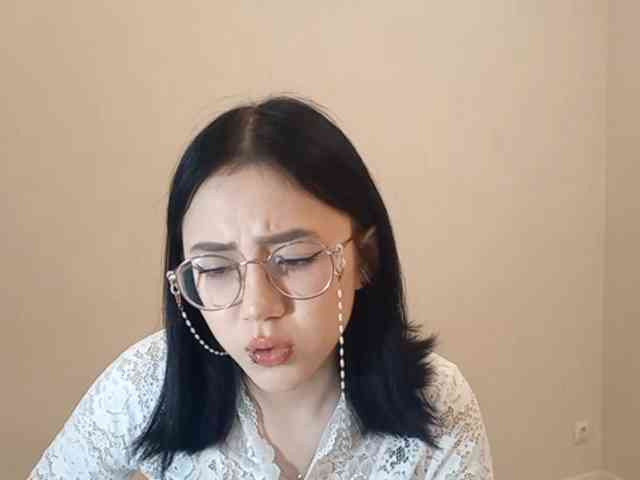 MyrleHenggeler webcam