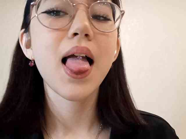 MyrleHenggeler webcam