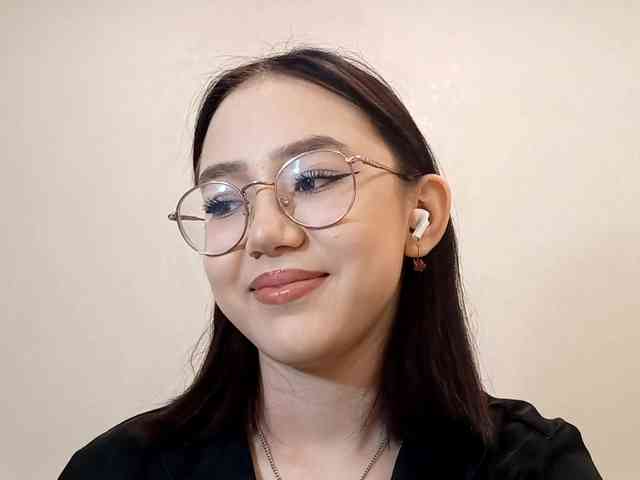 MyrleHenggeler webcam