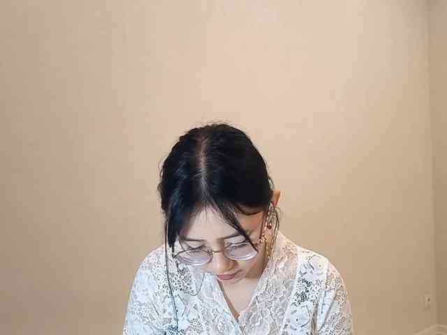 MyrleHenggeler webcam