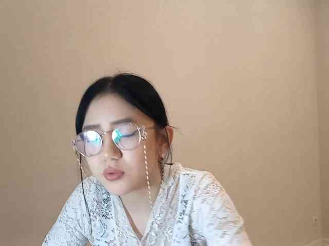 MyrleHenggeler webcam