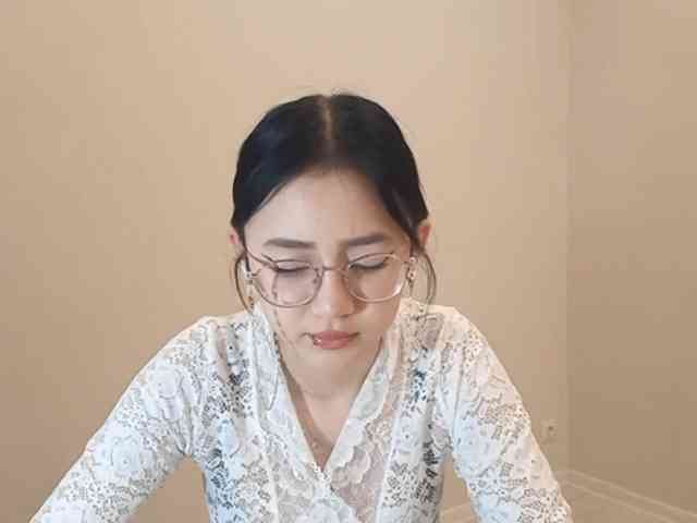 MyrleHenggeler webcam