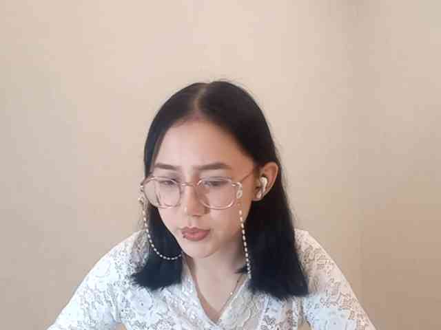 MyrleHenggeler webcam