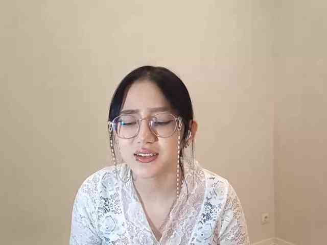 MyrleHenggeler webcam