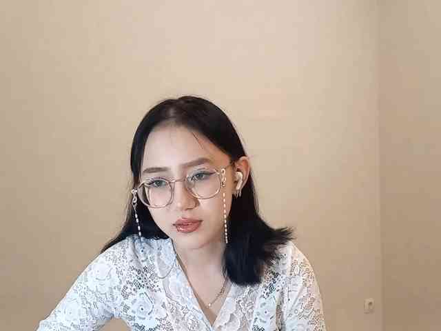 MyrleHenggeler webcam