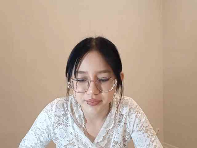 MyrleHenggeler webcam