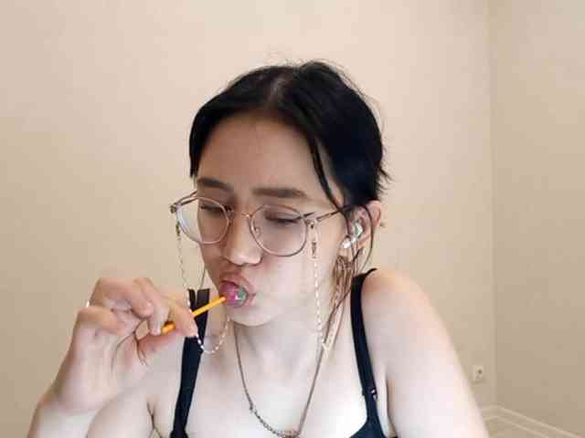 MyrleHenggeler webcam