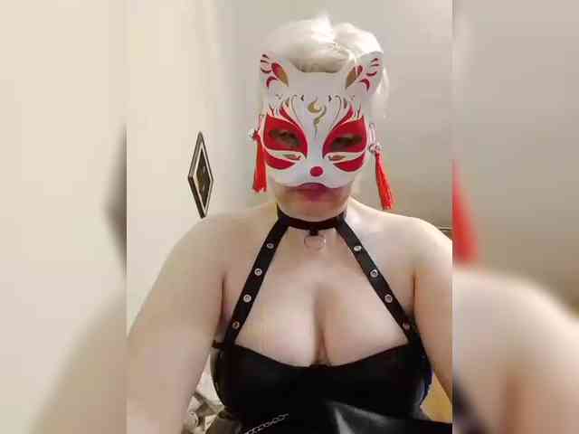 Tamilla45 Live Webcam on BongaCams