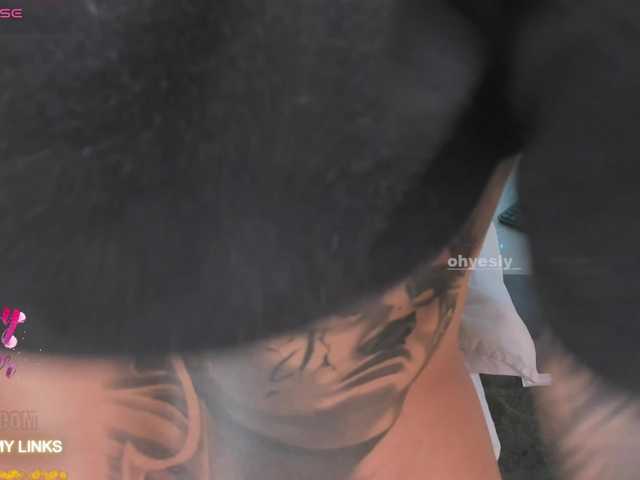 ohyesly's BongaCams show and profile