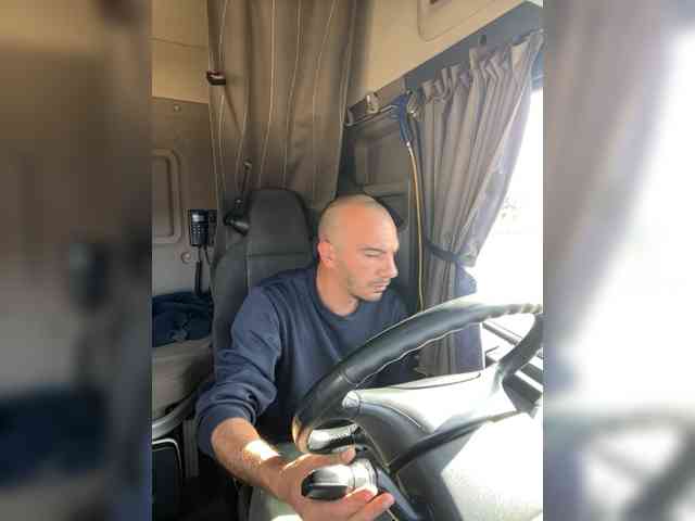 domnu-ozfutura domnu-ozfutura