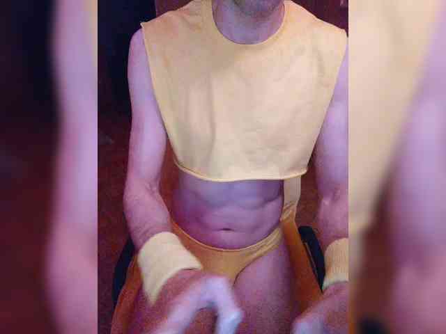 yellowrabbit26 Live Webcam on BongaCams