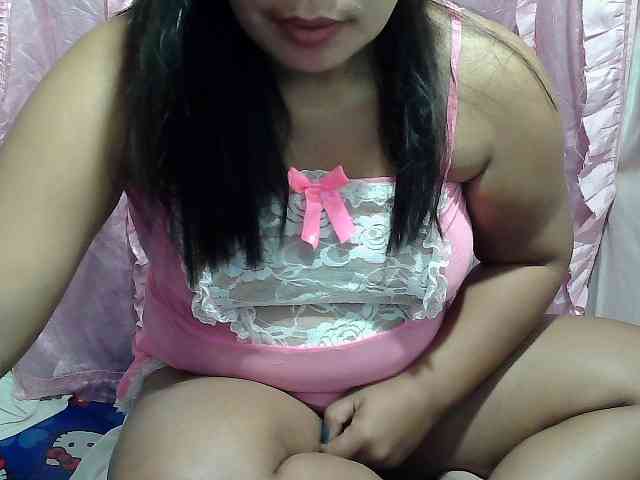 PinayLynlyn08 webcam