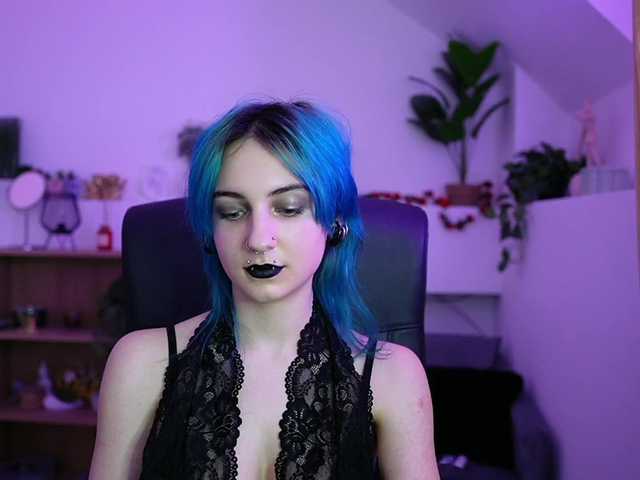 stacyx3's BongaCams show and profile