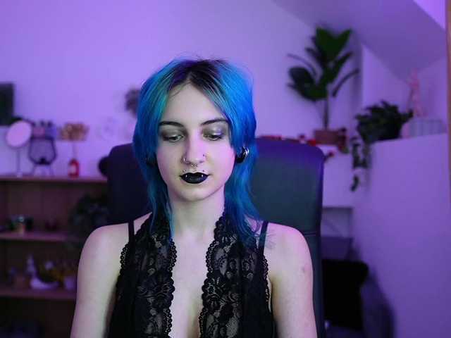 stacyx3's BongaCams show and profile