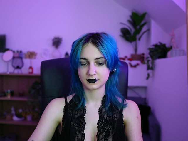 stacyx3's BongaCams show and profile