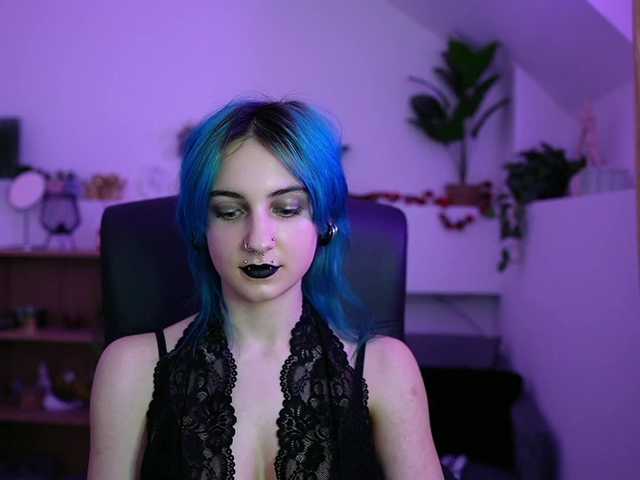 stacyx3's BongaCams show and profile