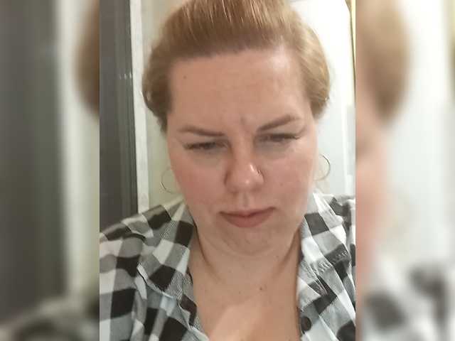 EVA3101's BongaCams show and profile