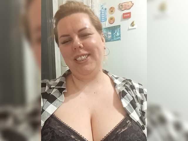 EVA3101's BongaCams show and profile