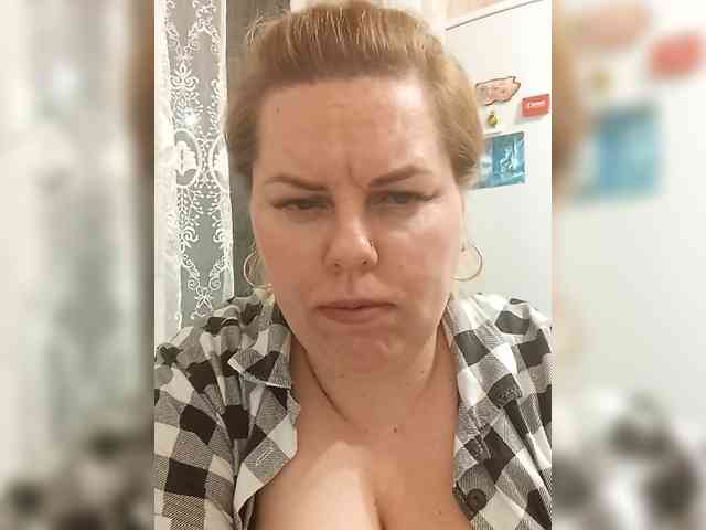 EVA3101 Live Webcam on BongaCams