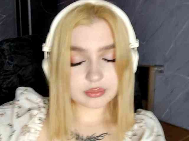 BillieIturbide webcam