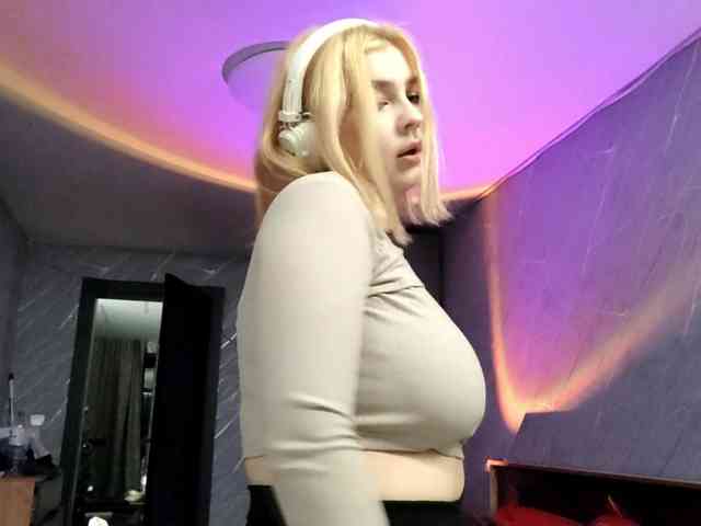 BillieIturbide webcam