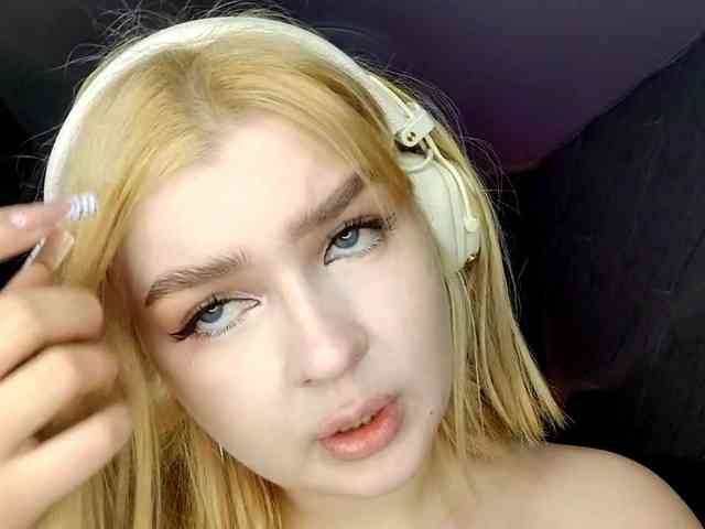 BillieIturbide webcam