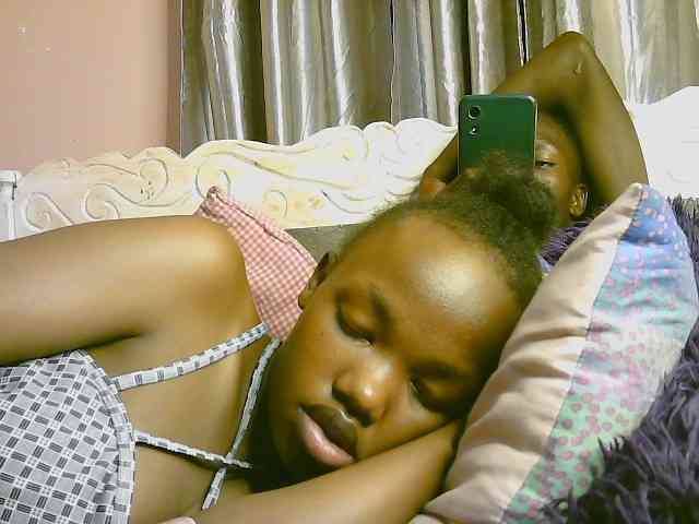 NASTYPETITEBABY webcam