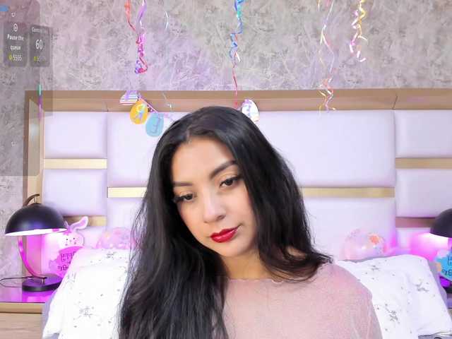 LaraHuber's BongaCams show and profile