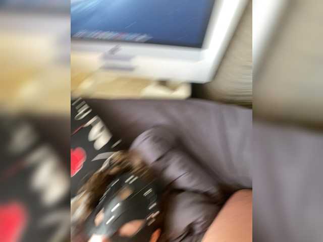 PrimalActions live cam