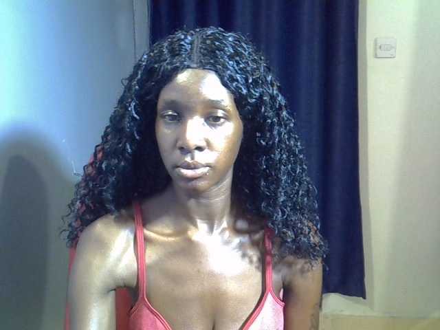 Petitebetty's BongaCams show and profile