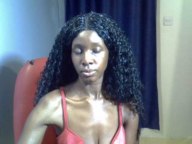 Petitebetty's BongaCams show and profile