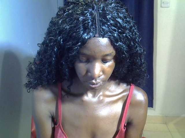 Petitebetty's BongaCams show and profile