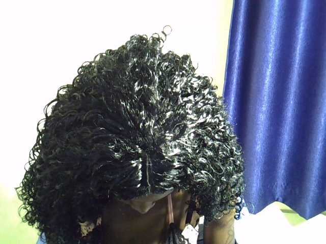 Petitebetty's BongaCams show and profile