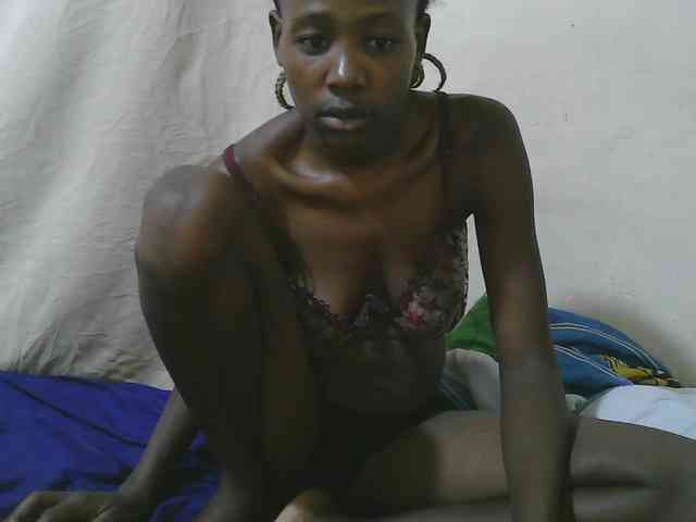 queen-slender webcam