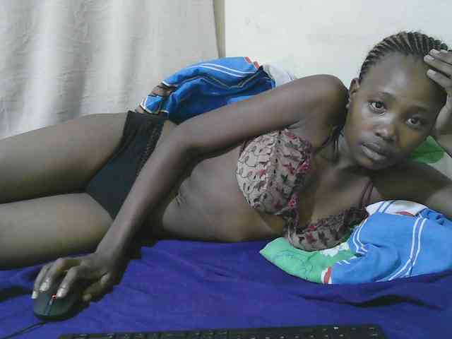 queen-slender webcam