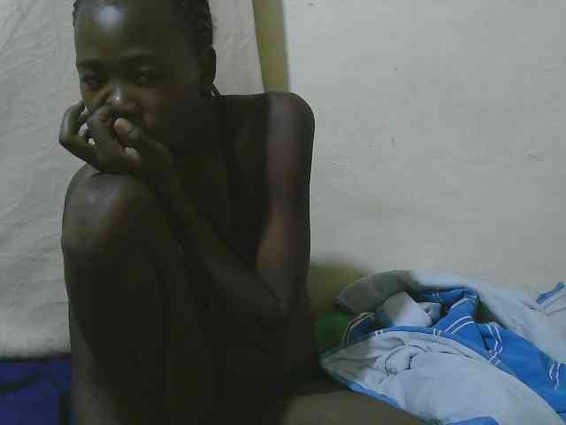 queen-slender webcam