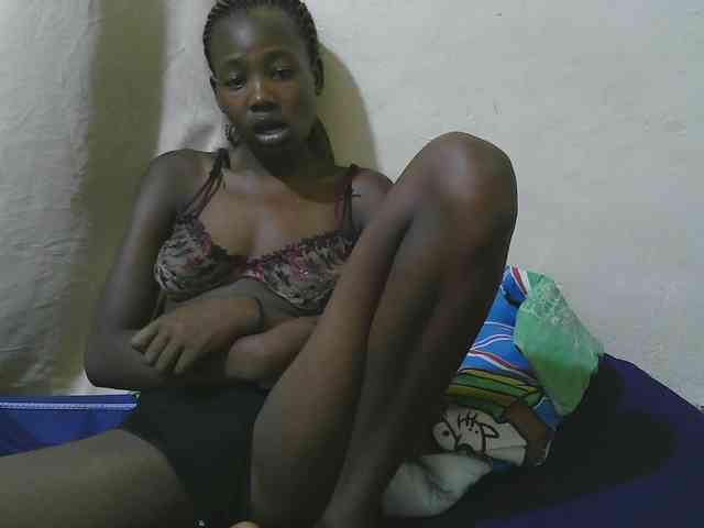 queen-slender webcam