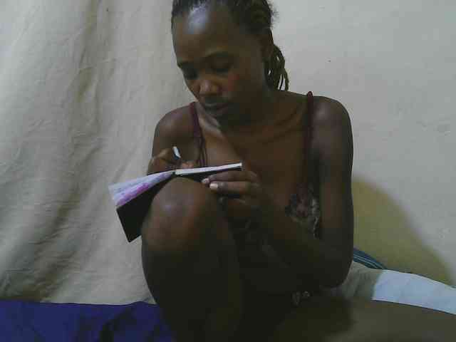 queen-slender webcam