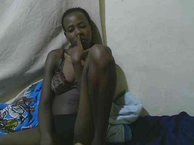 queen-slender webcam