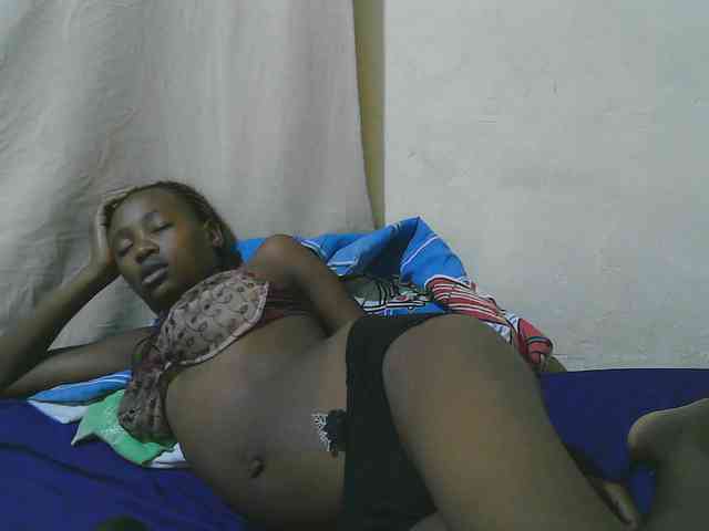 queen-slender webcam