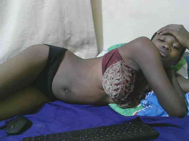 queen-slender webcam