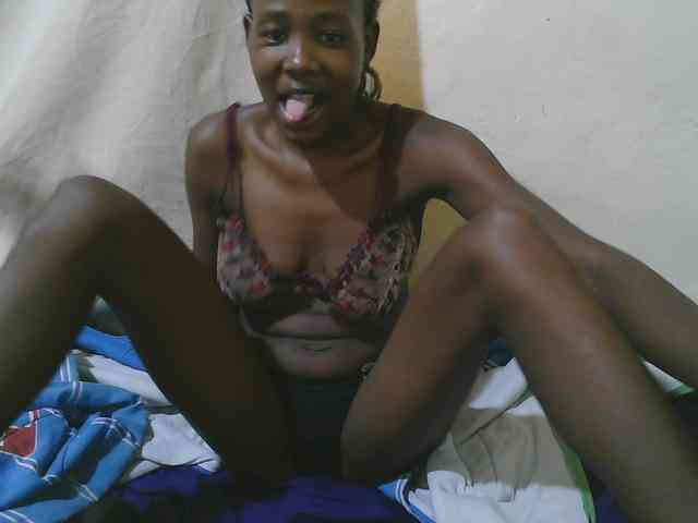 queen-slender webcam