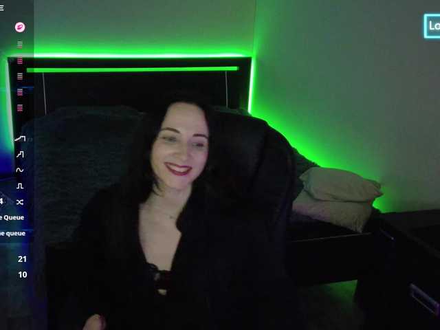 Sirene's BongaCams show and profile