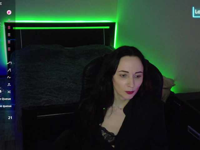 Sirene's BongaCams show and profile