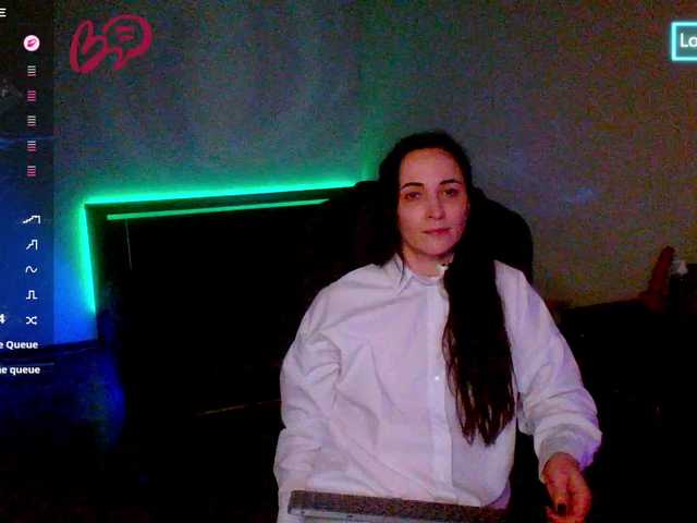 Sirene's BongaCams show and profile