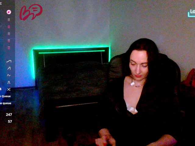 Sirene's BongaCams show and profile