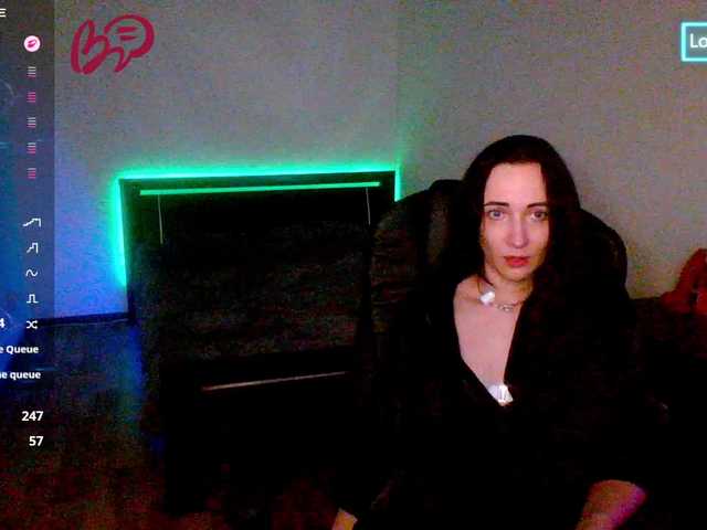 Sirene's BongaCams show and profile
